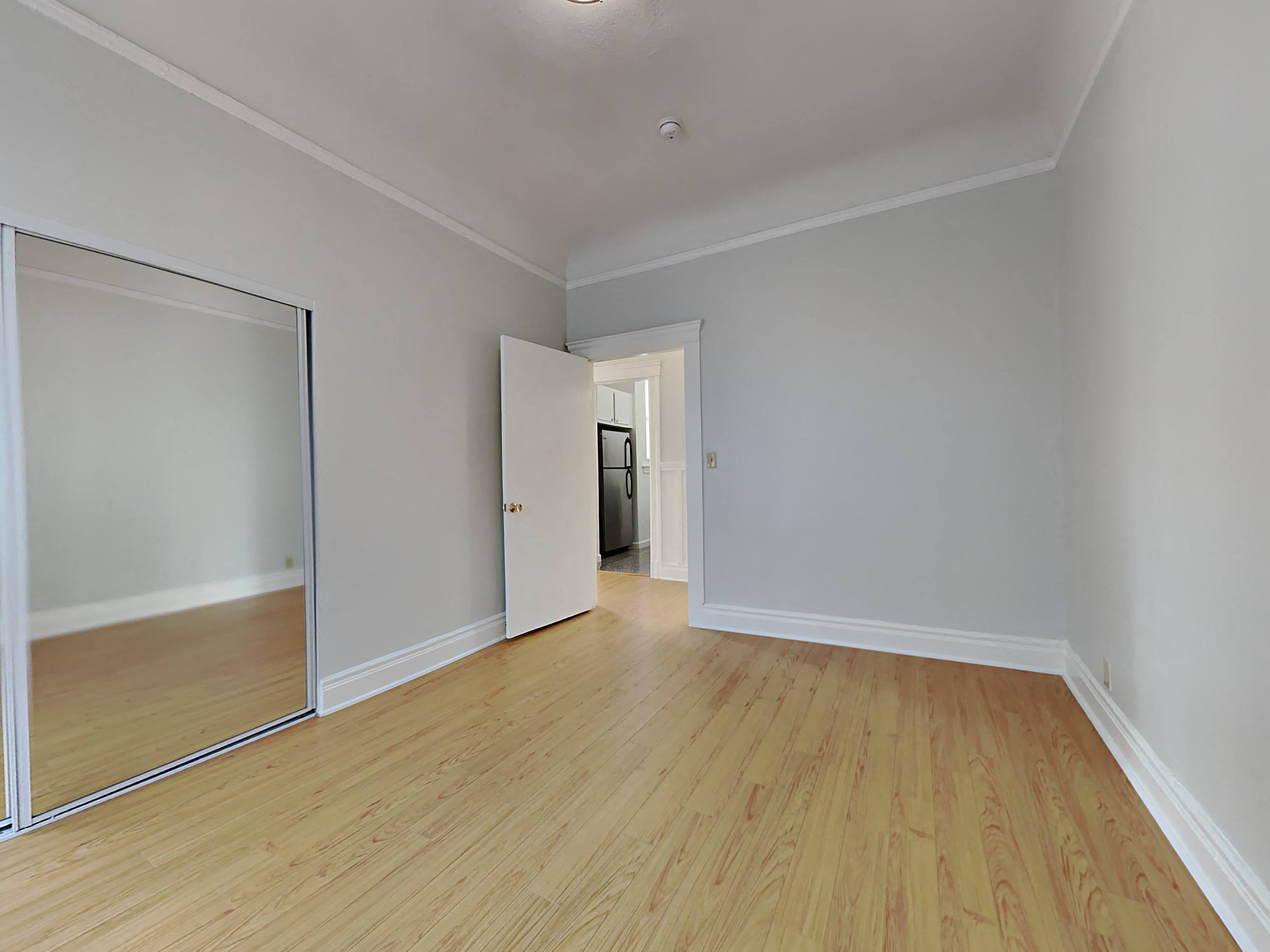 415 Pierce Rentals photo 2